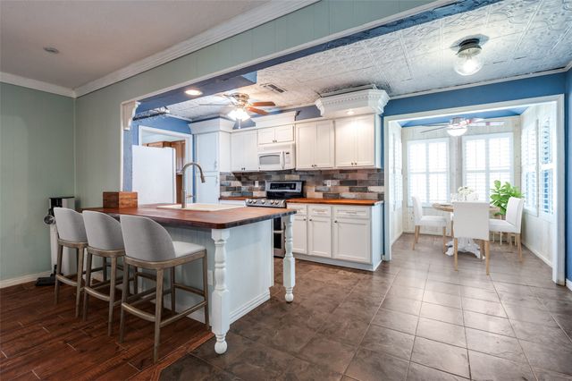 2508 Canterbury Drive, Carrollton, TX 75006