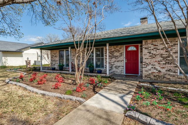 2508 Canterbury Drive, Carrollton, TX 75006