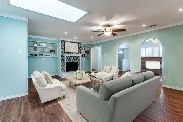 2508 Canterbury Drive, Carrollton, TX 75006