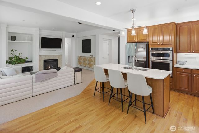 11308 SE 71st Place, Newcastle, WA 98056