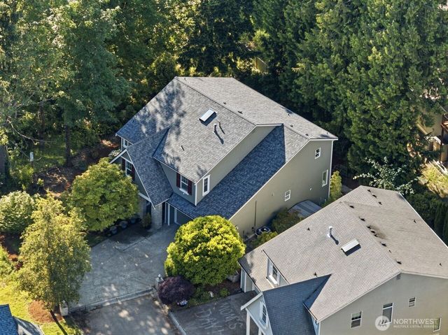 11308 SE 71st Place, Newcastle, WA 98056