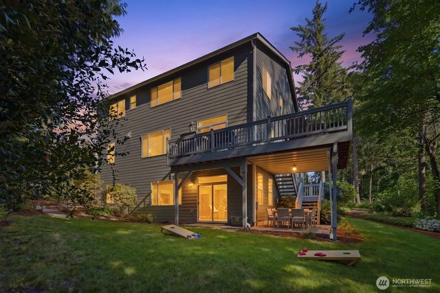 11308 SE 71st Place, Newcastle, WA 98056