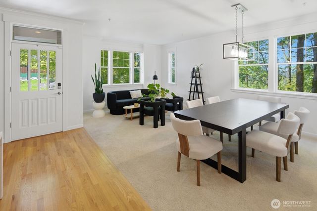 11308 SE 71st Place, Newcastle, WA 98056