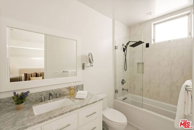 1752 Stoner Avenue, Los Angeles, CA 90025