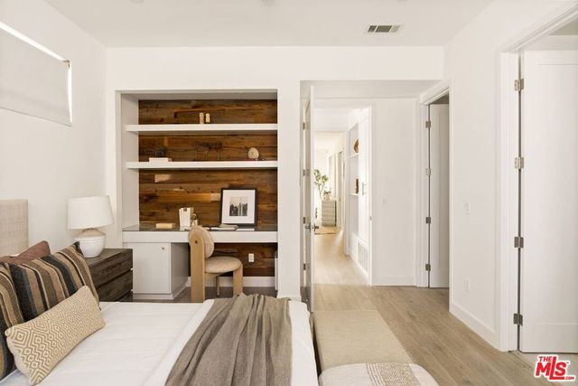 1752 Stoner Avenue, Los Angeles, CA 90025