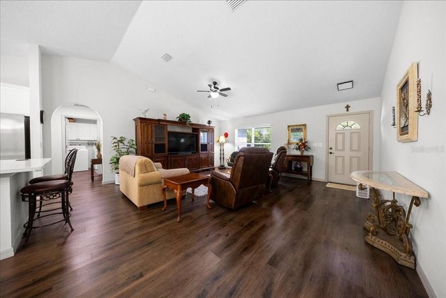 8 GUAVA PASS TRAIL, Ocklawaha, FL 32179