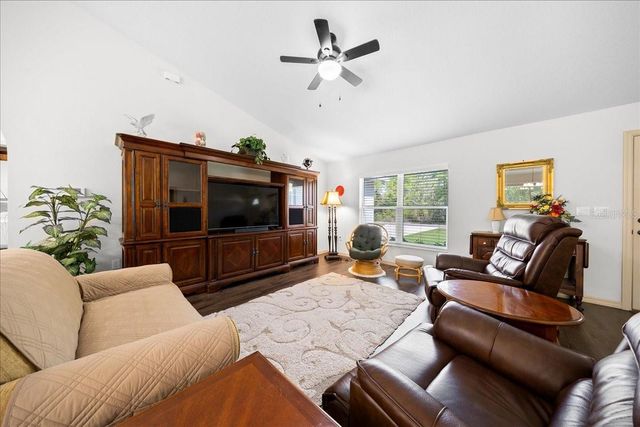 8 GUAVA PASS TRAIL, Ocklawaha, FL 32179