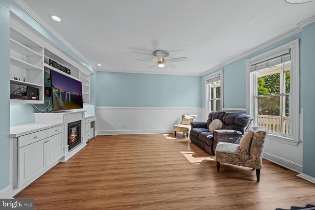 5557 LEVERING AVE, Elkridge, MD 21075