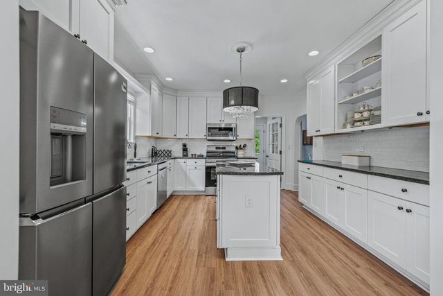 5557 LEVERING AVE, Elkridge, MD 21075