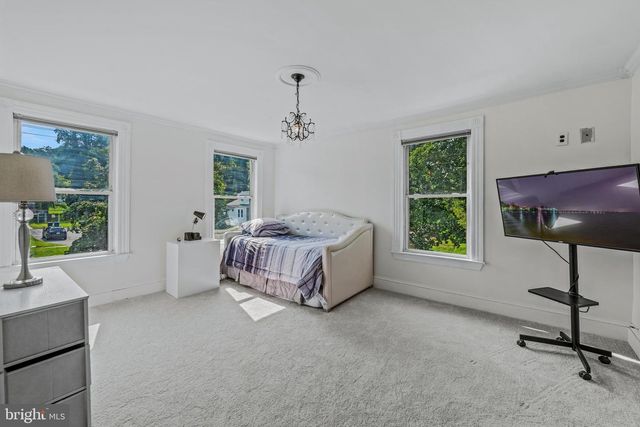 5557 LEVERING AVE, Elkridge, MD 21075