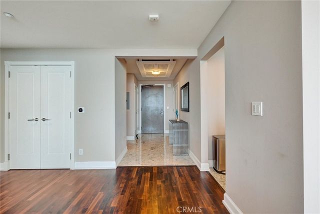 900 W Olympic Boulevard 45F, Los Angeles, CA 90015