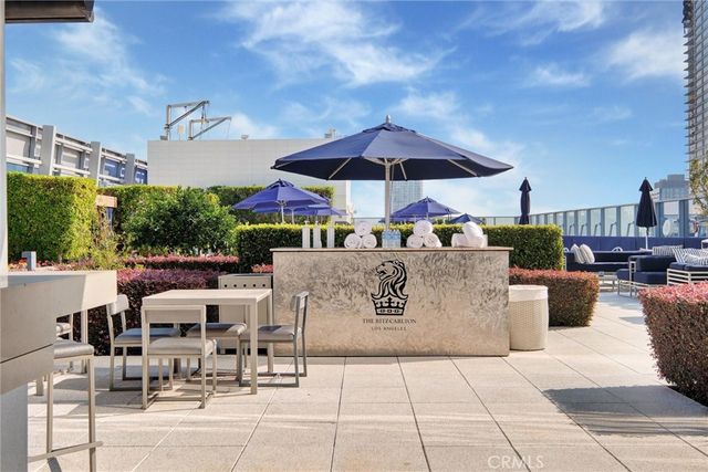 900 W Olympic Boulevard 45F, Los Angeles, CA 90015
