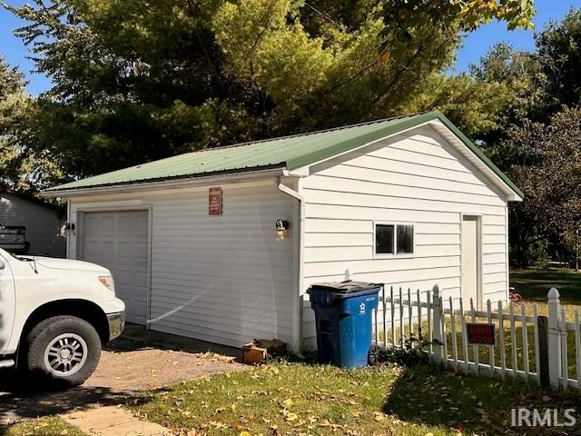 1705 Monroe Street, Rochester, IN 46975