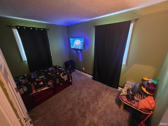 1705 Monroe Street, Rochester, IN 46975