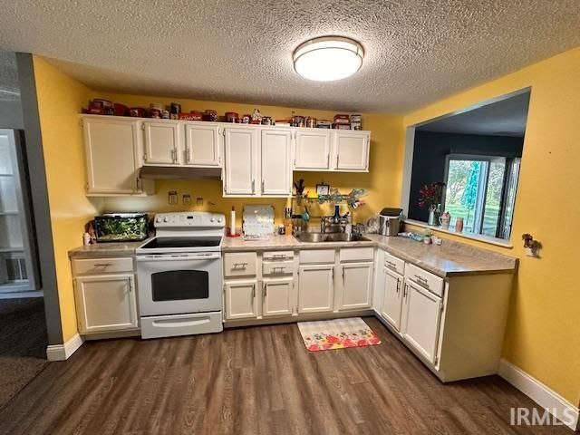 1705 Monroe Street, Rochester, IN 46975