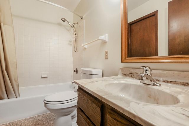 2540 Interlachen Drive, Stillwater, MN 55082