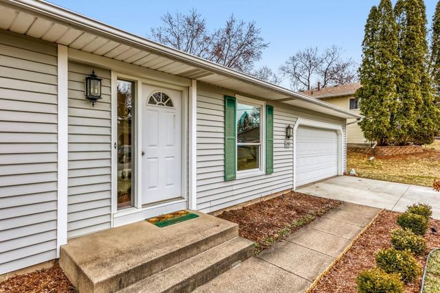 2540 Interlachen Drive, Stillwater, MN 55082