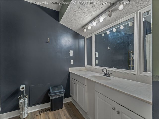 14 Meadowood Estates, Scott Depot, WV 25560