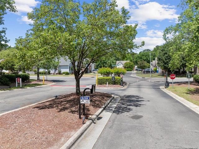 3028 Brookcrossing Drive, Fayetteville, NC 28306