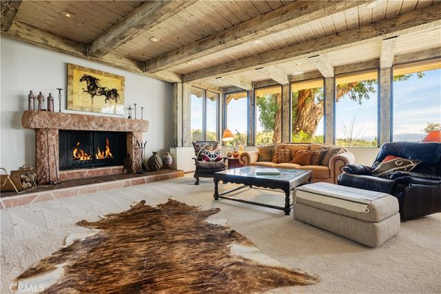 30334 Byfield Road, Castaic, CA 91384