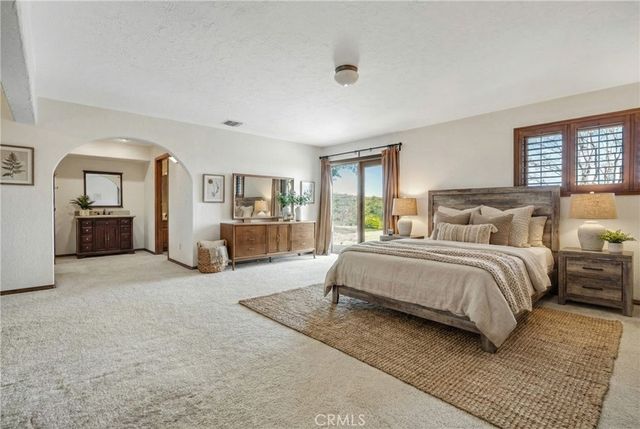 30334 Byfield Road, Castaic, CA 91384