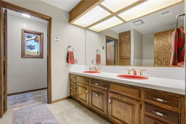 30334 Byfield Road, Castaic, CA 91384