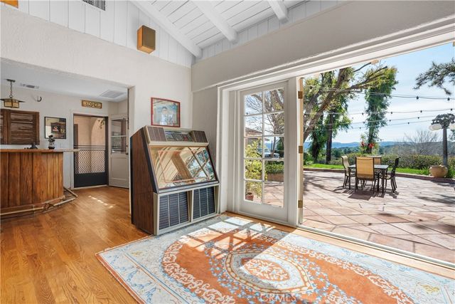 30334 Byfield Road, Castaic, CA 91384