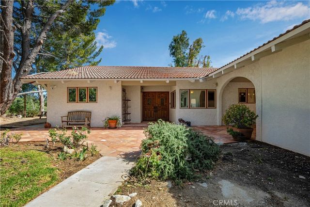 30334 Byfield Road, Castaic, CA 91384