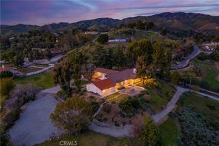 30334 Byfield Road, Castaic, CA 91384