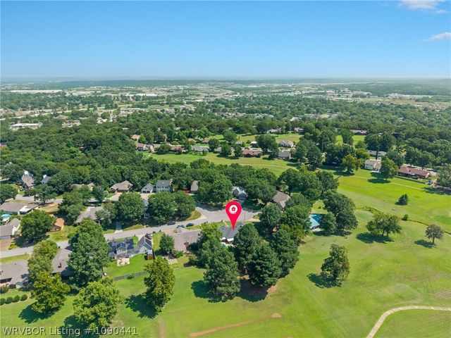 2504 Crosshill Road, Fort Smith, AR 72908