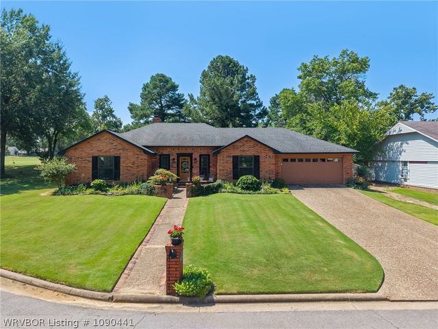 2504 Crosshill Road, Fort Smith, AR 72908