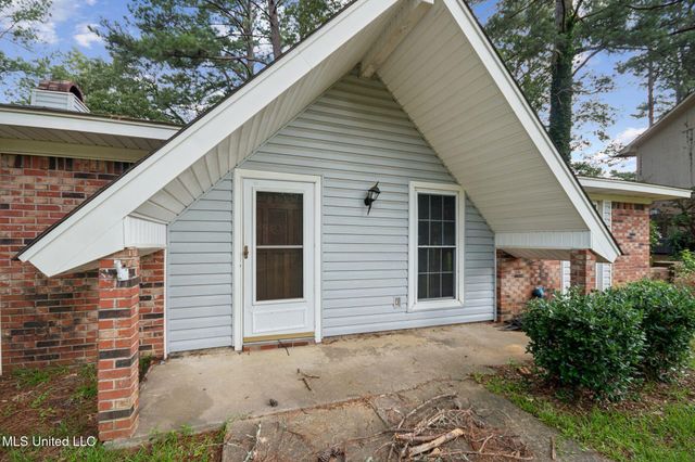 108 Fairdale Place, Brandon, MS 39042