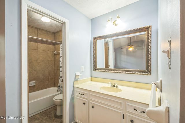 108 Fairdale Place, Brandon, MS 39042