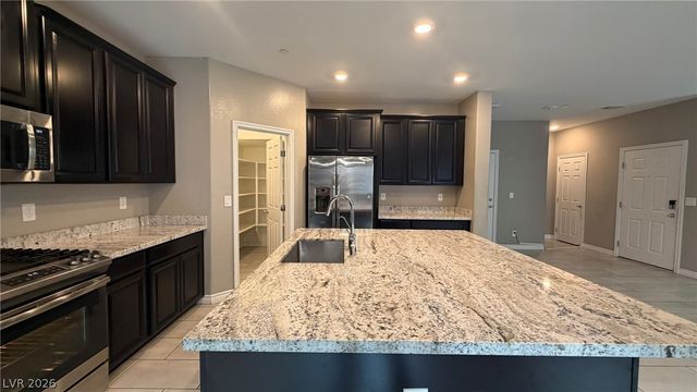 6943 Denio Island Street, North Las Vegas, NV 89084