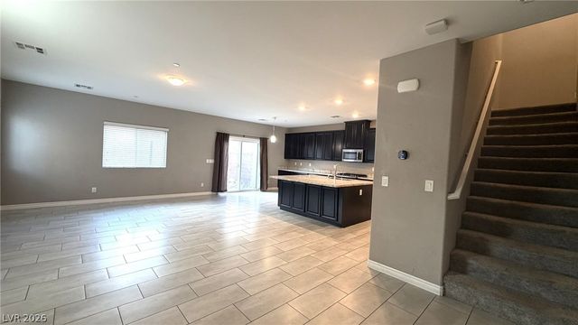 6943 Denio Island Street, North Las Vegas, NV 89084