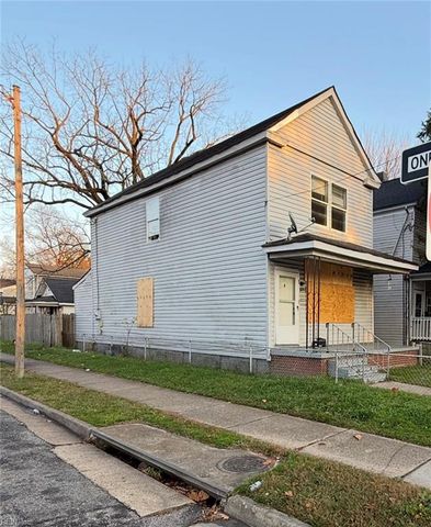 2714 Roanoke AVE, Newport News, VA 23607