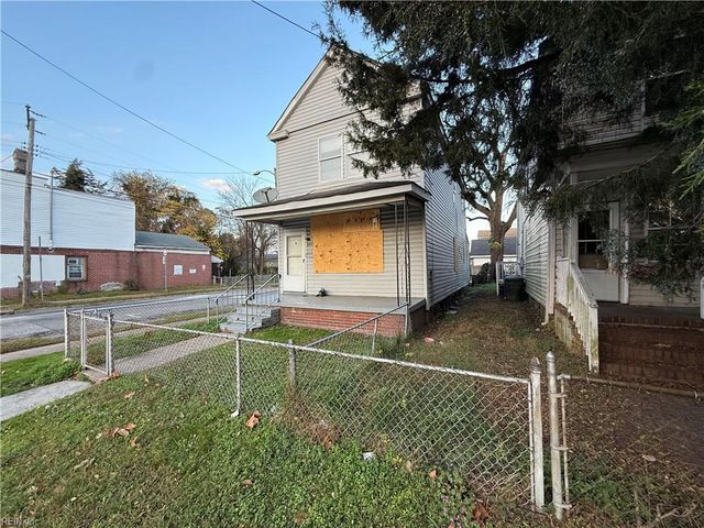 2714 Roanoke AVE, Newport News, VA 23607