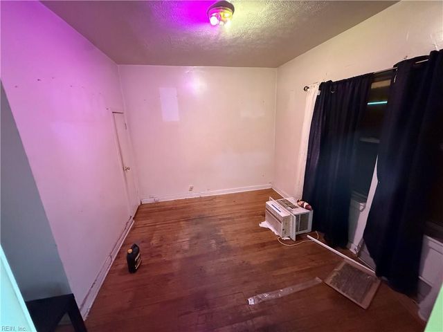 2714 Roanoke AVE, Newport News, VA 23607