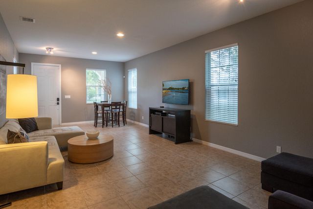 108 Canterbury Place, Jupiter, FL 33458