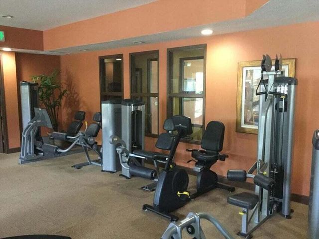 108 Canterbury Place, Jupiter, FL 33458
