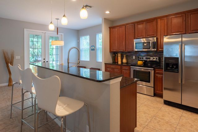 108 Canterbury Place, Jupiter, FL 33458