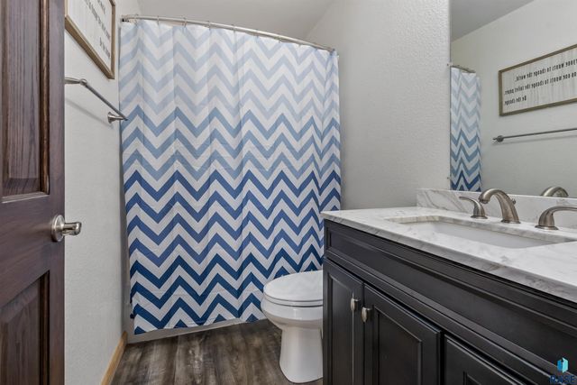 6525 W Amber St Street, Sioux Falls, SD 57107