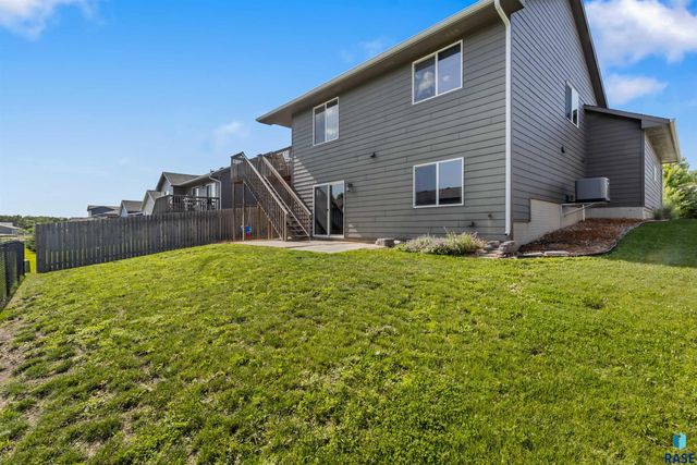 6525 W Amber St Street, Sioux Falls, SD 57107