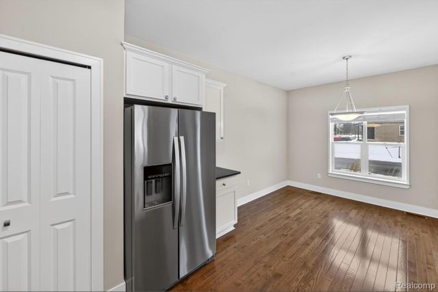 13493 Beacon Trail 1, Van Buren Charter Township, MI 48111