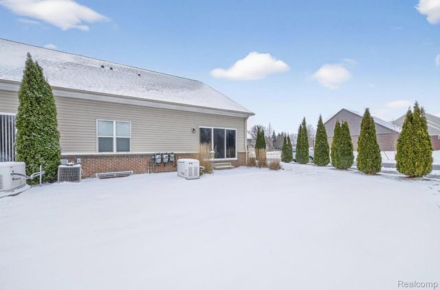 13493 Beacon Trail 1, Van Buren Charter Township, MI 48111