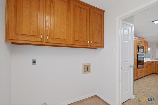 603 Oakway Street, Victoria, TX 77905