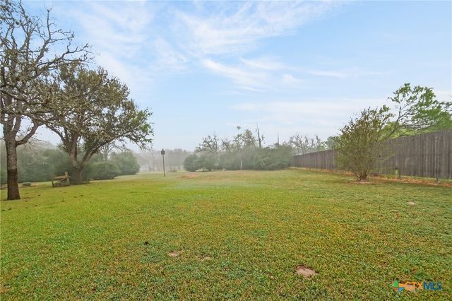 603 Oakway Street, Victoria, TX 77905