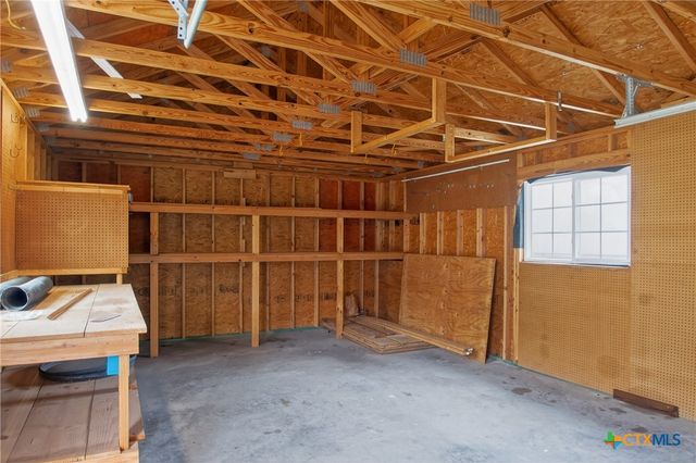 603 Oakway Street, Victoria, TX 77905