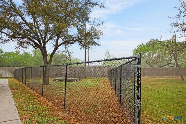 603 Oakway Street, Victoria, TX 77905