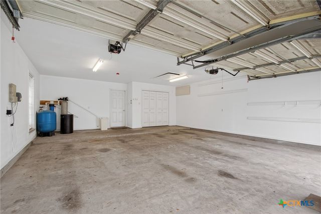 603 Oakway Street, Victoria, TX 77905